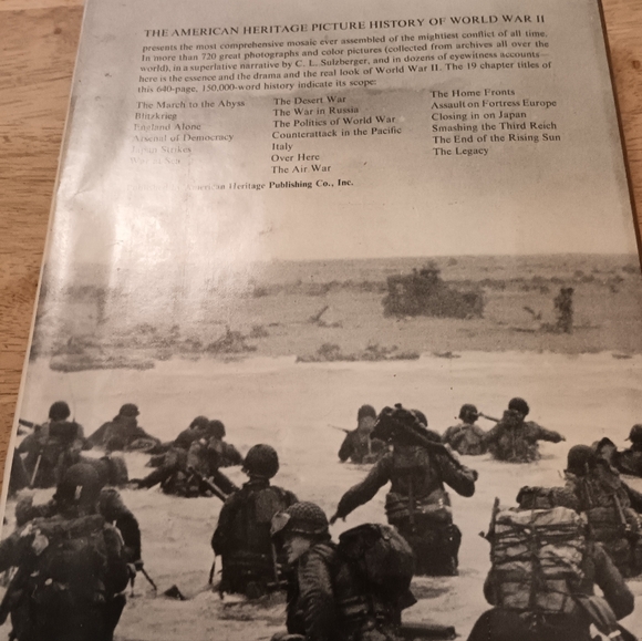 The American Heritage Picture History of World War II Book - Picture 2 of 3